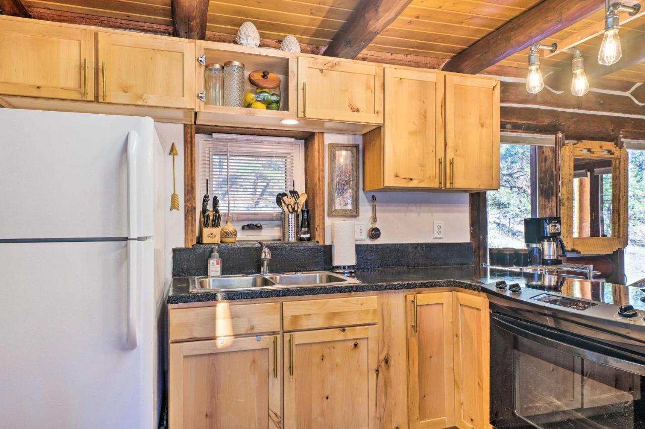 Classic Colorado Log Home With Mountain Views! Florissant Exteriör bild